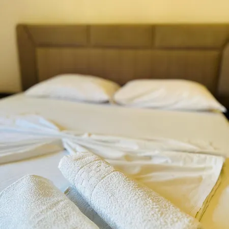 Pazari I Ri, Quiet And Stay, Self Check-in * Tirana