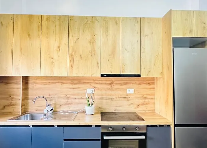 Pazari I Ri, Quiet And Stay, Self Check-in *